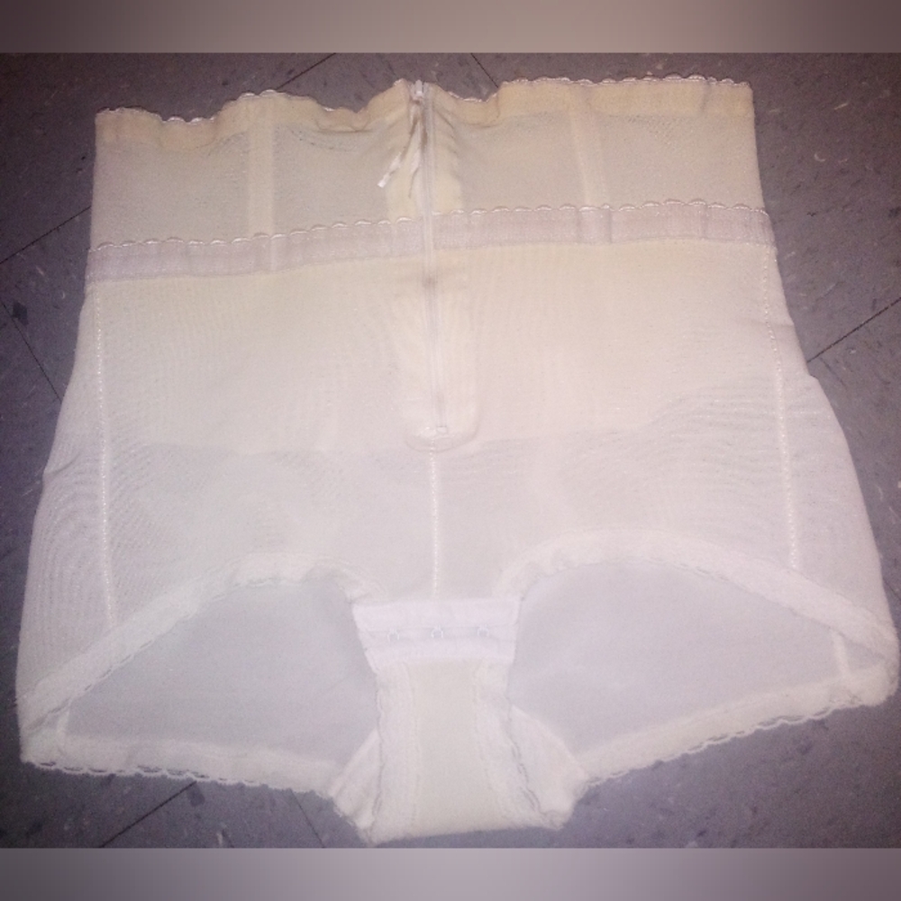 Vintage Ribbed Adonna Girdle By JCPENNEY Size 38